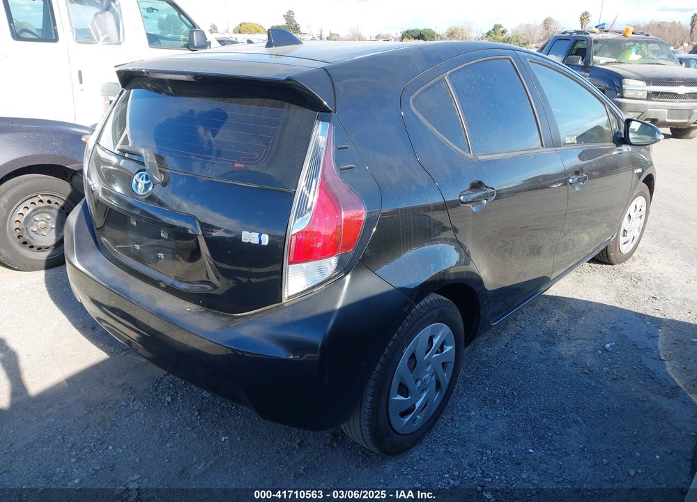 2016 TOYOTA PRIUS C VIN: JTDKDTB34G1122385