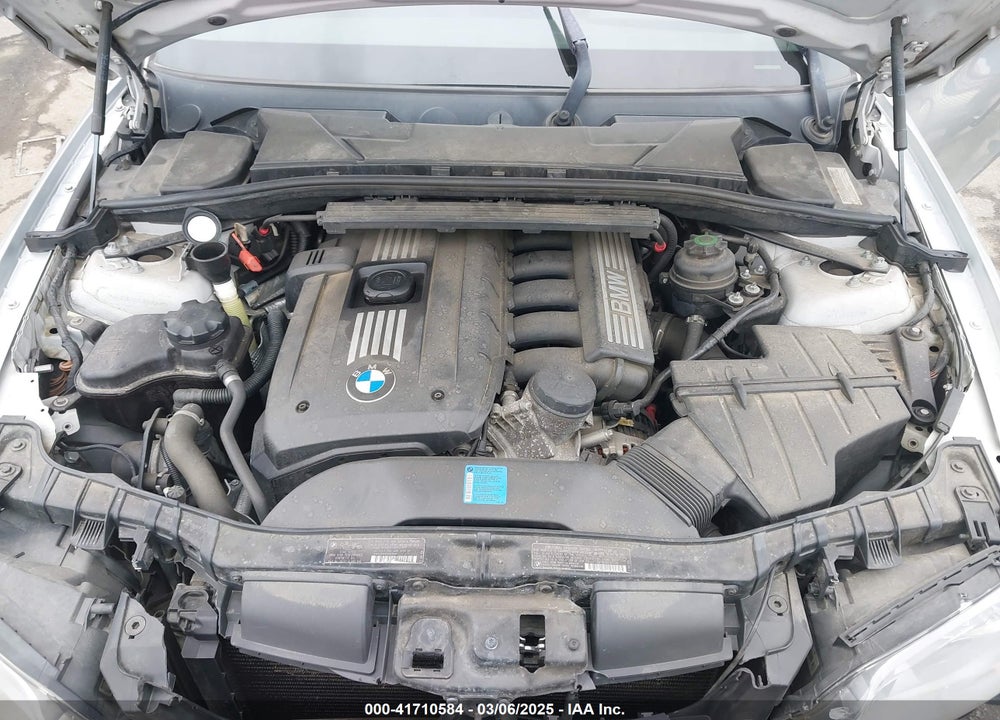 2009 BMW 128I VIN: WBAUN13519VH81367