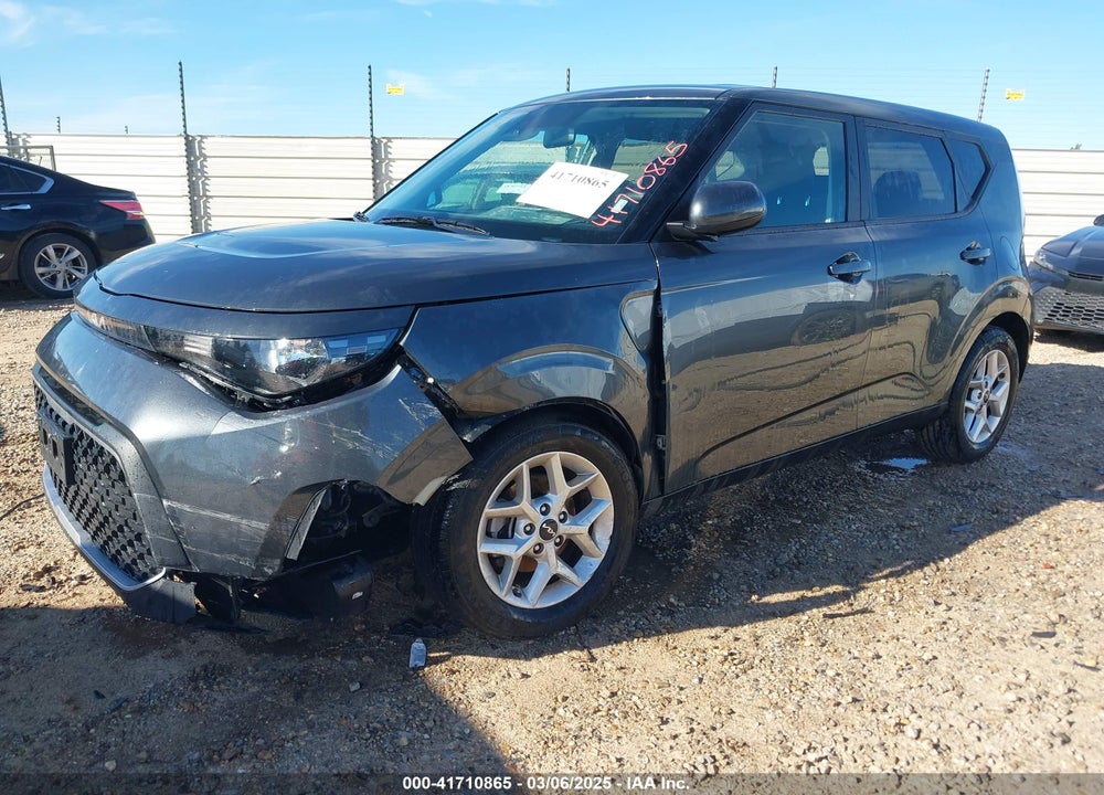 2023 KIA SOUL LX VIN: KNDJ23AU8P7880853