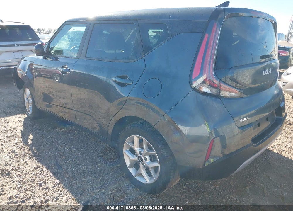 2023 KIA SOUL LX VIN: KNDJ23AU8P7880853