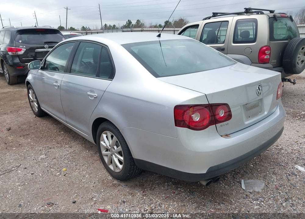2010 VOLKSWAGEN JETTA LIMITED EDITION VIN: 3VWRX7AJ3AM096995