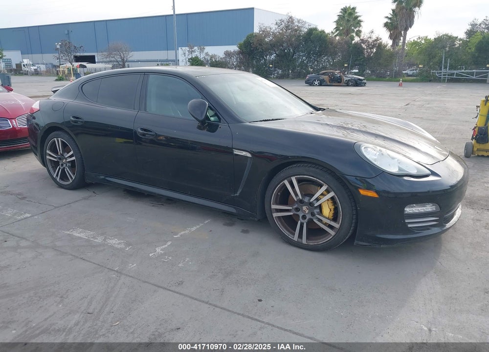 2011 PORSCHE PANAMERA VIN: WP0AA2A77BL020627