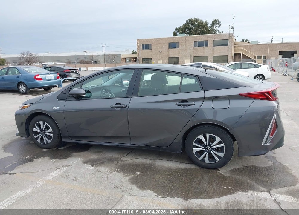 2018 TOYOTA PRIUS PRIME VIN: JTDKARFP2J3082876
