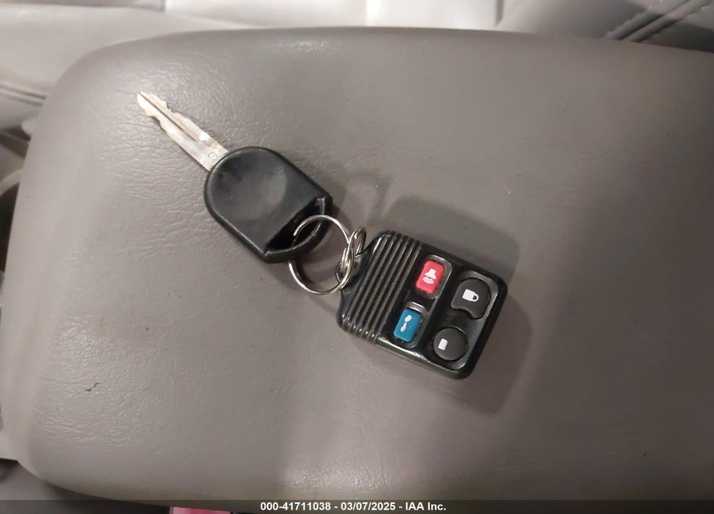 2005 FORD TAURUS VIN: 1FAHP56S65A195503