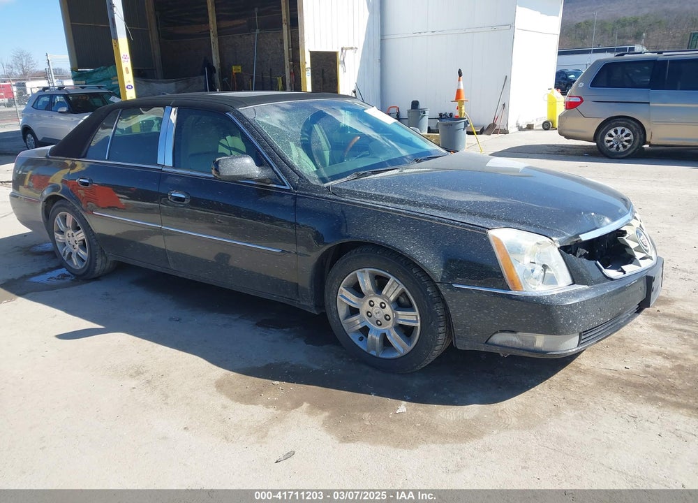 2011 CADILLAC DTS VIN: 1G6KP5ESXBU126327