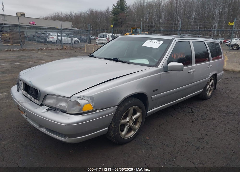 1998 VOLVO V70 VIN: YV1LW5645W2445540