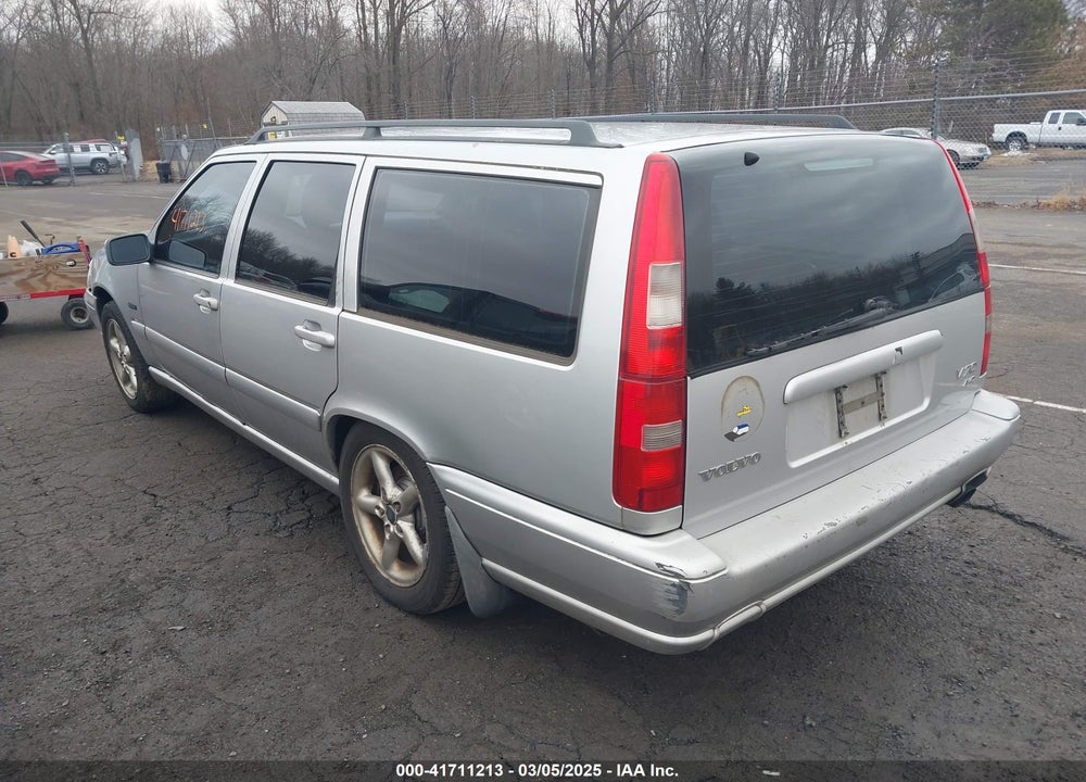 1998 VOLVO V70 VIN: YV1LW5645W2445540
