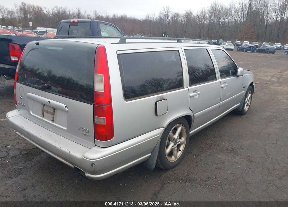 1998 VOLVO V70 VIN: YV1LW5645W2445540