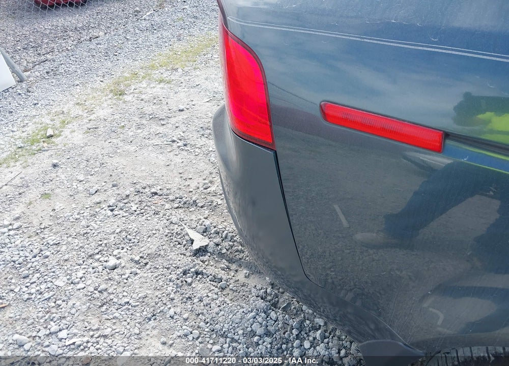 2005 ACURA TL VIN: 19UUA66205A018589