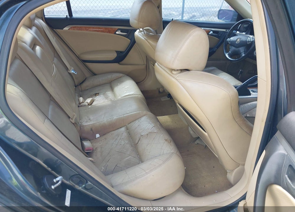 2005 ACURA TL VIN: 19UUA66205A018589