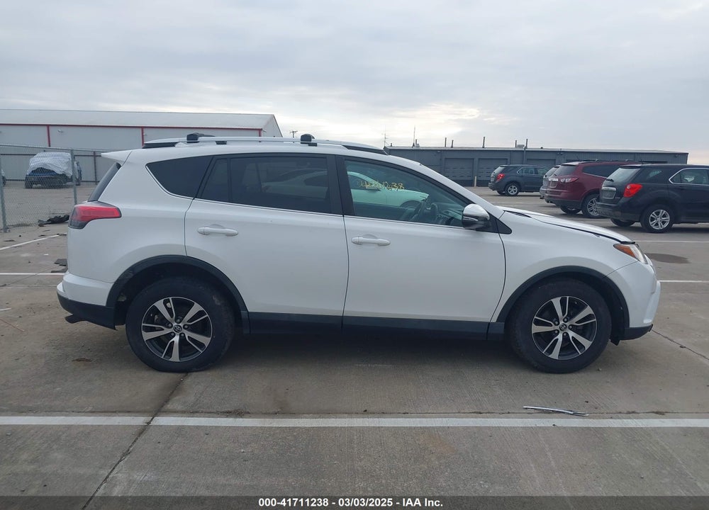 2016 TOYOTA RAV4 VIN: 2T3RFREV2GW509270