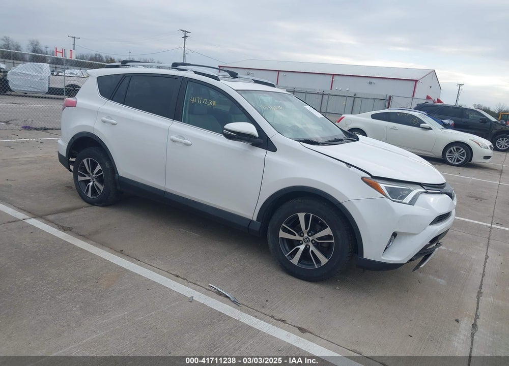 2016 TOYOTA RAV4 VIN: 2T3RFREV2GW509270