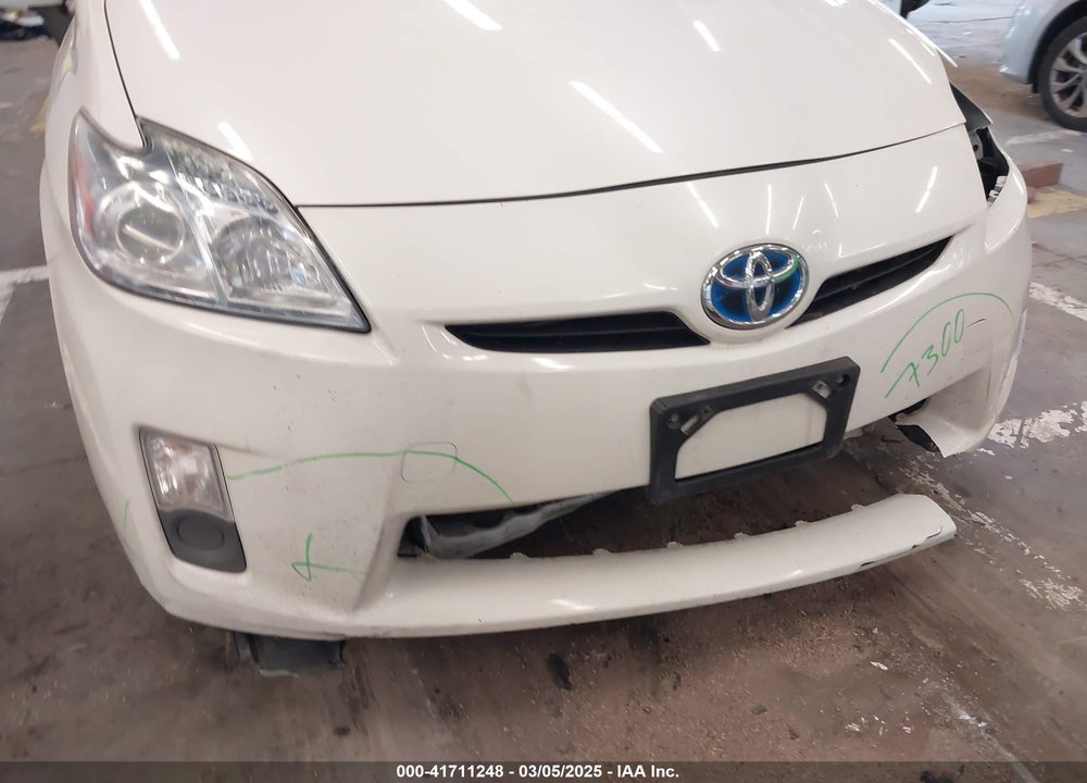 2011 TOYOTA PRIUS FOUR VIN: JTDKN3DU1B0322433