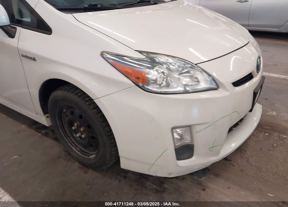 2011 TOYOTA PRIUS FOUR VIN: JTDKN3DU1B0322433