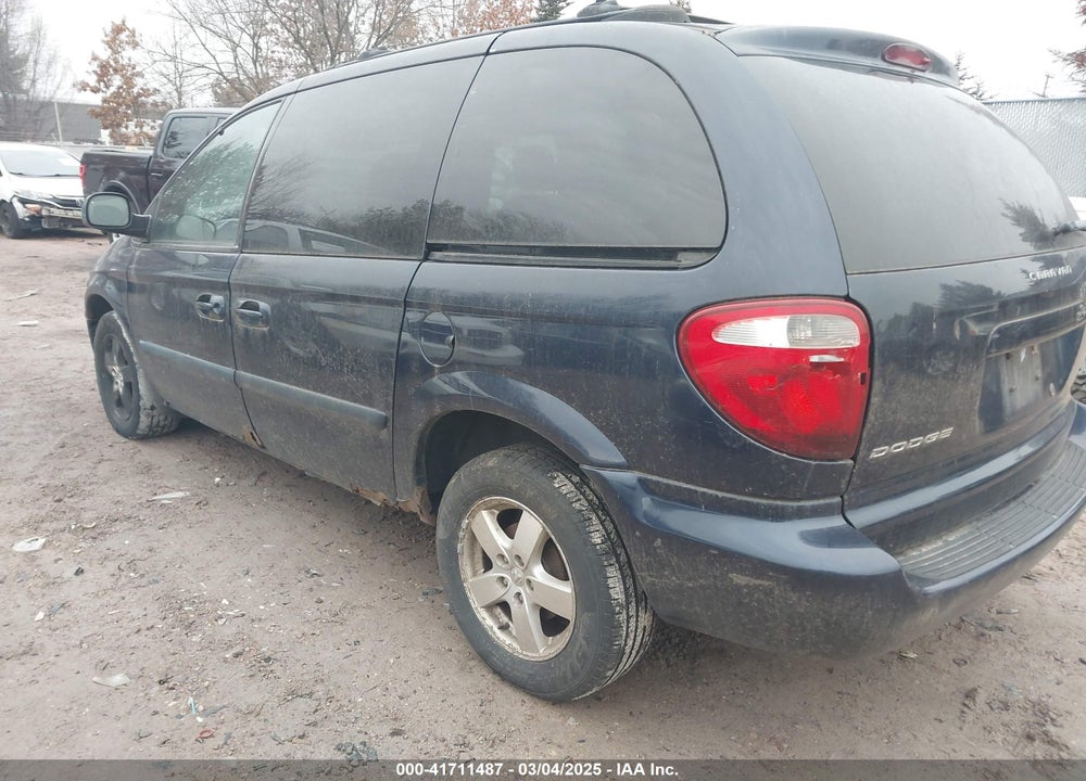 2005 DODGE CARAVAN SXT VIN: 1D4GP45R55B100165