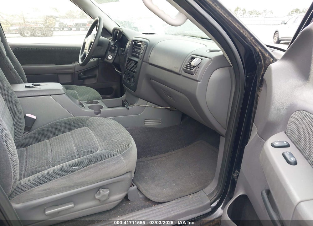 2002 FORD EXPLORER VIN: 1FMZU63E42UB51372