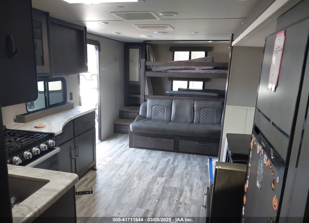 2021 GRAND DESIGN OTHER VIN: 573TT3329MDD00598