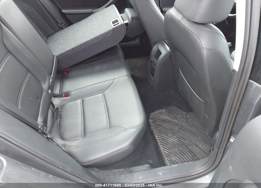 2014 VOLKSWAGEN JETTA VIN: 3VWD17AJ3EM359522