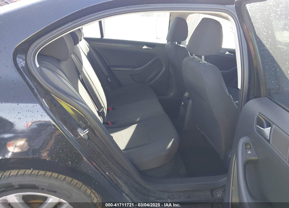 2015 VOLKSWAGEN JETTA VIN: 3VW2K7AJ0FM218574