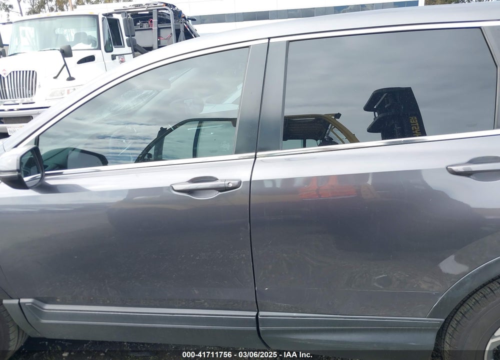 2019 HONDA CR-V VIN: 5J6RW1H50KA032966