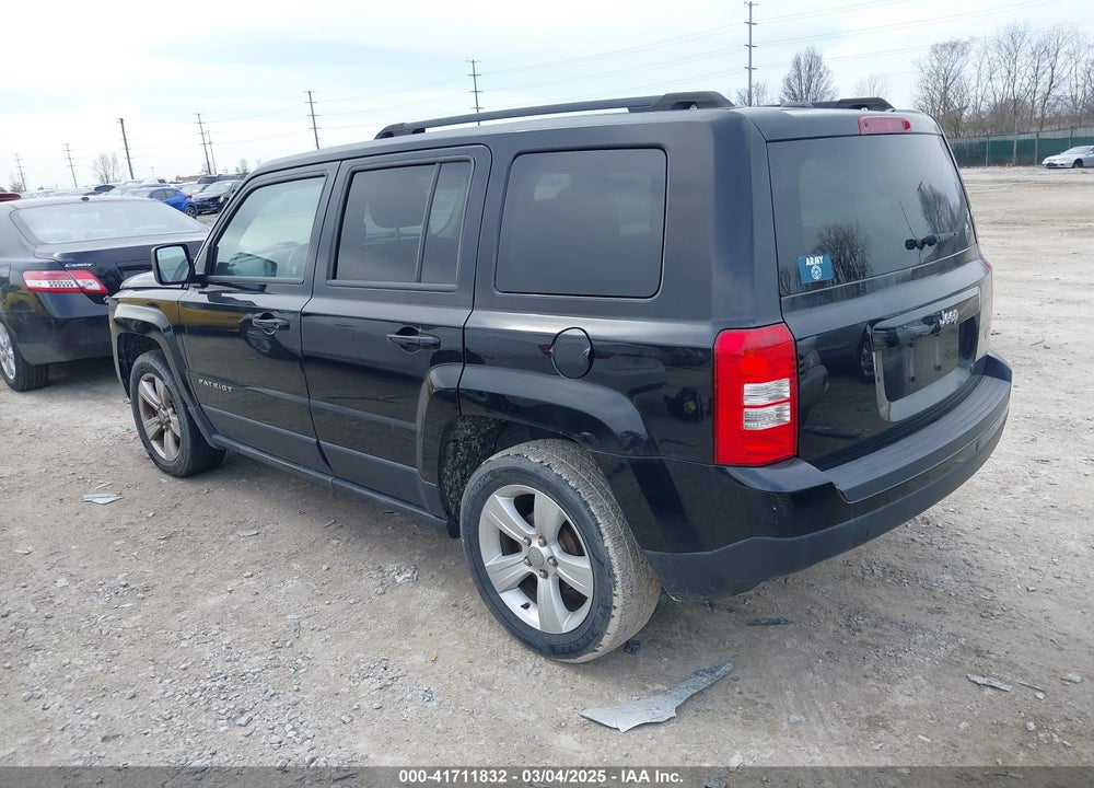 2013 JEEP PATRIOT LATITUDE VIN: 1C4NJPFB2DD233848