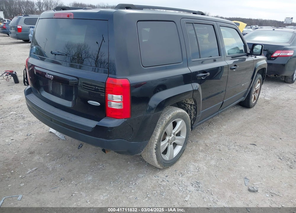 2013 JEEP PATRIOT LATITUDE VIN: 1C4NJPFB2DD233848