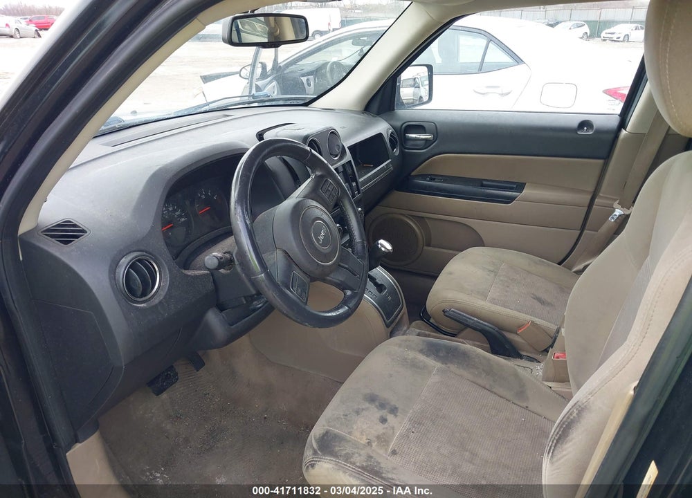 2013 JEEP PATRIOT LATITUDE VIN: 1C4NJPFB2DD233848