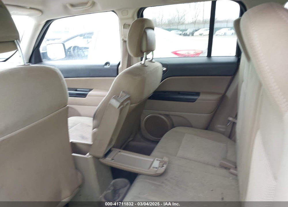 2013 JEEP PATRIOT LATITUDE VIN: 1C4NJPFB2DD233848