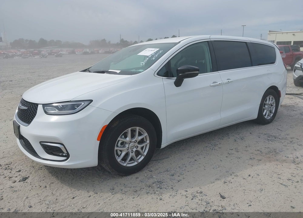 2024 CHRYSLER PACIFICA TOURING L VIN: 2C4RC1BG8RR167501
