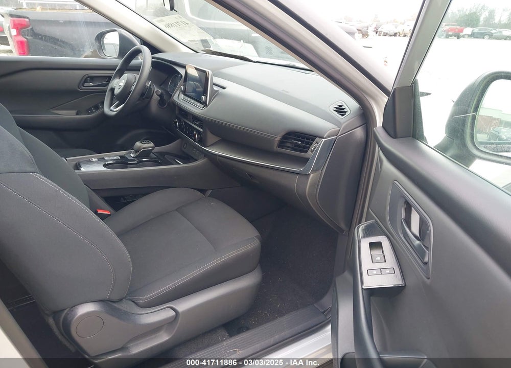 2024 NISSAN ROGUE S FWD VIN: 5N1BT3AA4RC704671