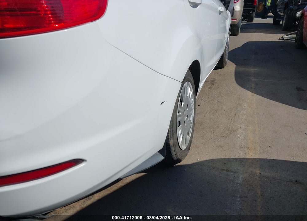 2014 FORD FIESTA VIN: 3FADP4AJ6EM235654