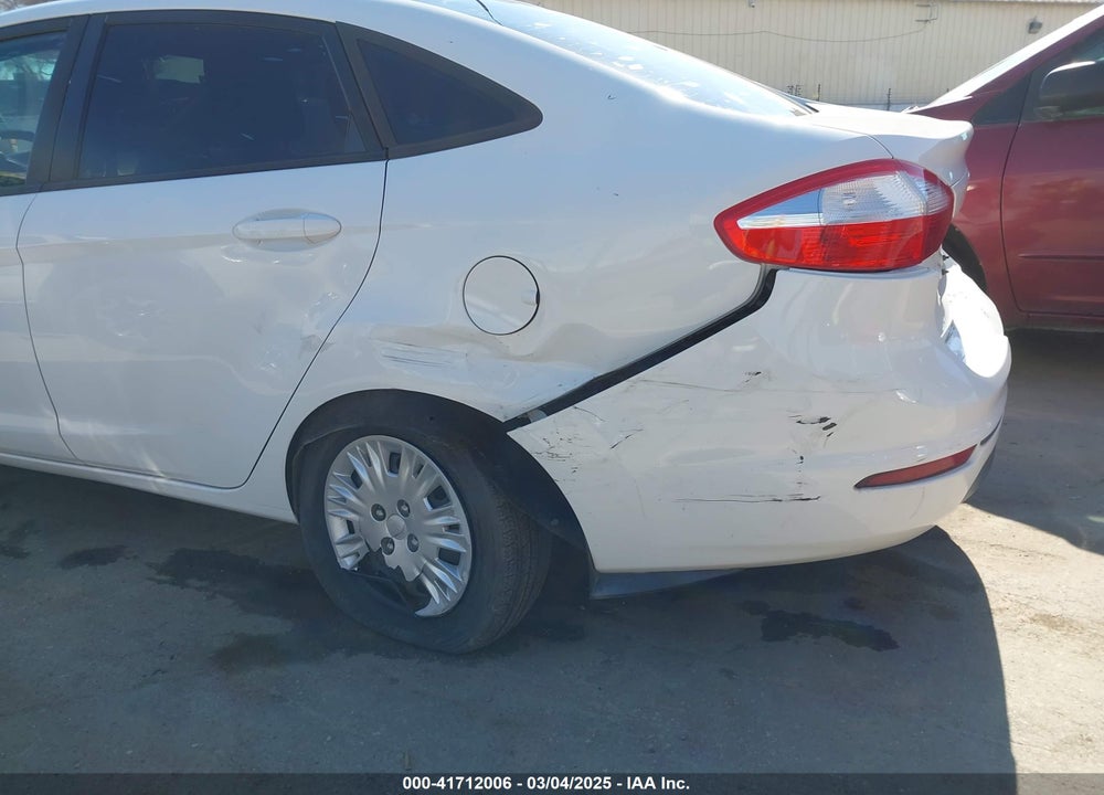 2014 FORD FIESTA VIN: 3FADP4AJ6EM235654