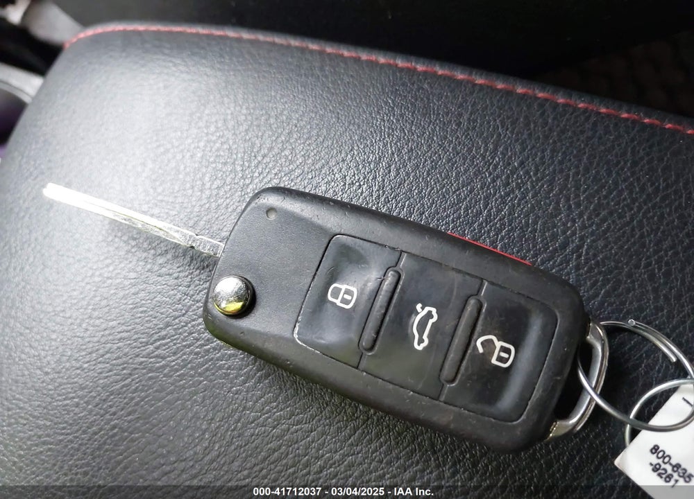 2012 VOLKSWAGEN JETTA VIN: 3VW567AJ1CM460223
