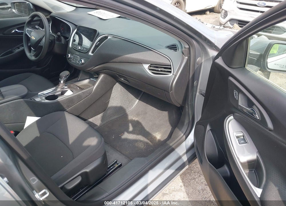 2025 CHEVROLET MALIBU VIN: 1G1ZD5ST0SF137464