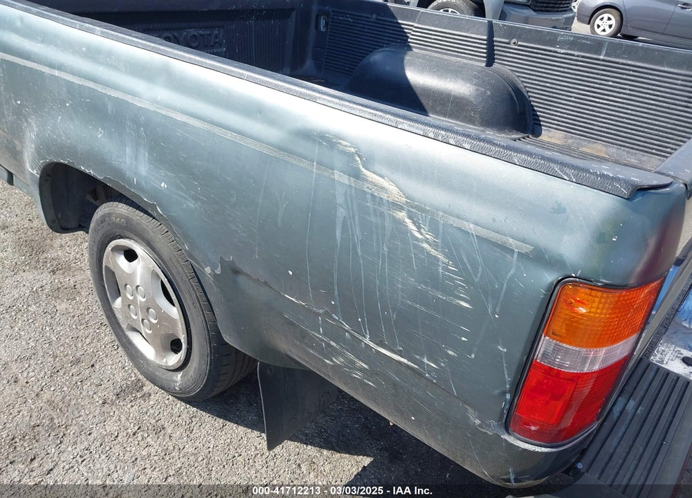 1992 TOYOTA PICKUP 1/2 TON EX LNG WHLBSE DLX VIN: JT4RN93P5N5058671