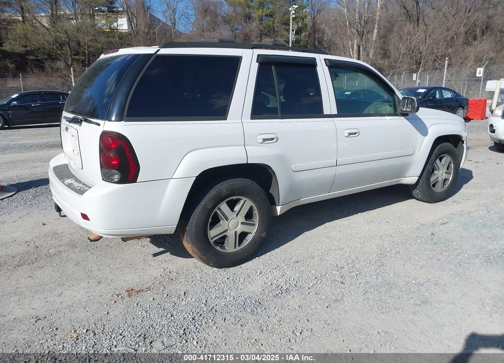 2006 CHEVROLET TRAILBLAZER LT VIN: 1GNDT13S062212638