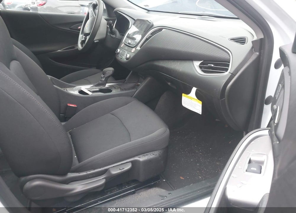 2025 CHEVROLET MALIBU VIN: 1G1ZD5ST9SF110828