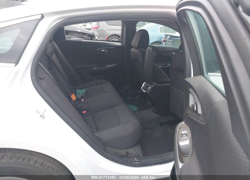 2025 CHEVROLET MALIBU VIN: 1G1ZD5ST9SF110828