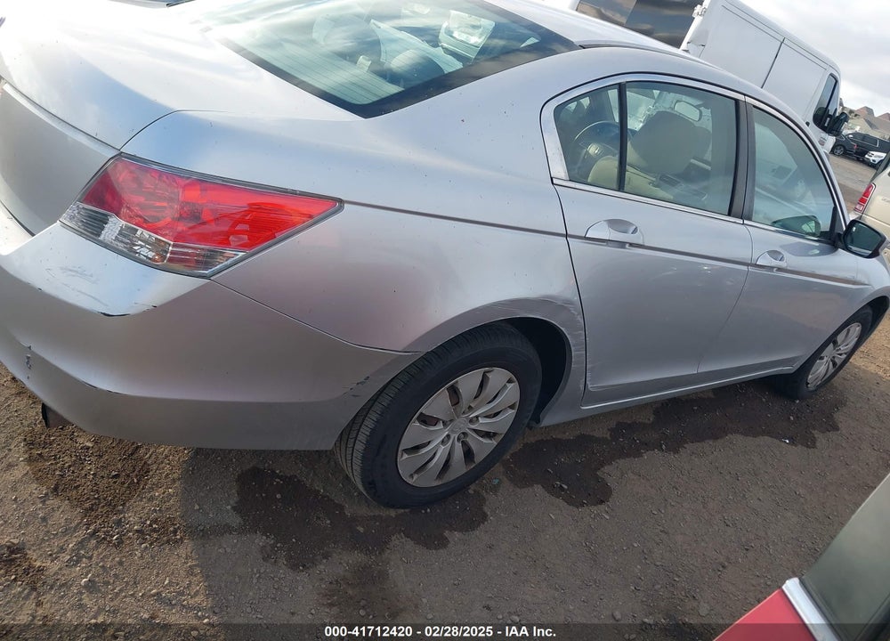 2008 HONDA ACCORD 2.4 LX VIN: 1HGCP263X8A140750