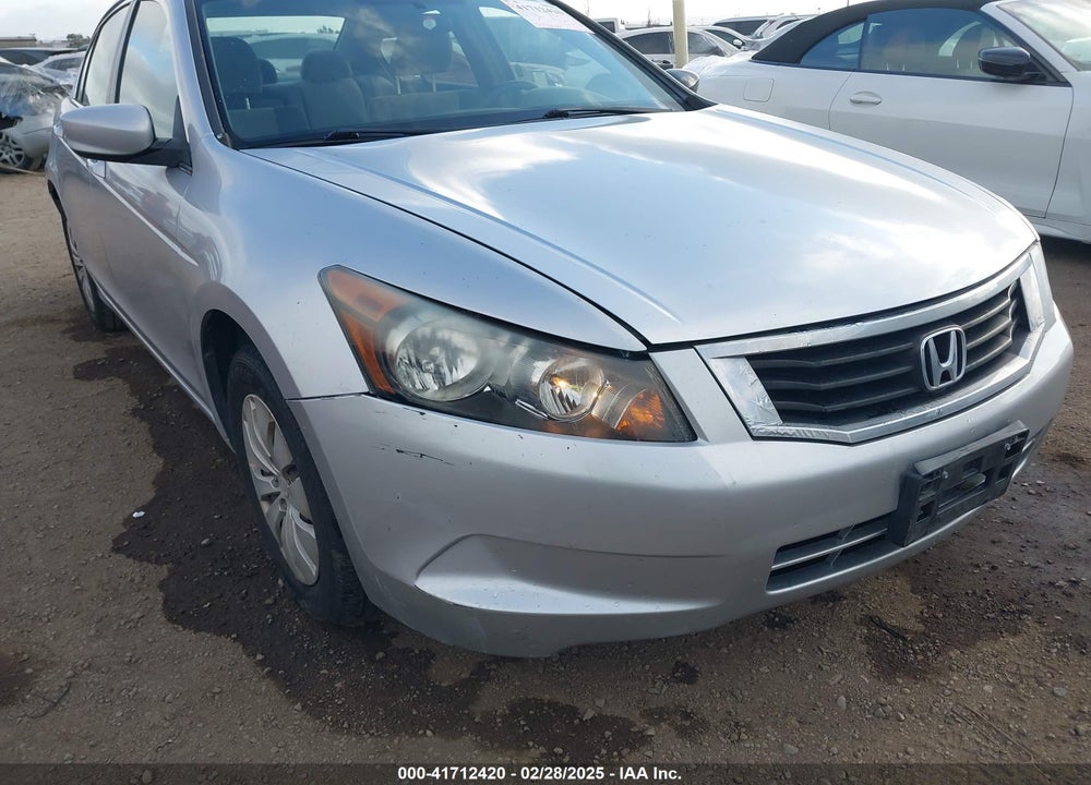 2008 HONDA ACCORD 2.4 LX VIN: 1HGCP263X8A140750