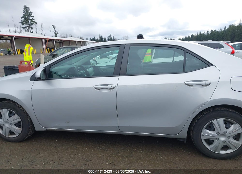 2015 TOYOTA COROLLA VIN: 2T1BURHE3FC380659