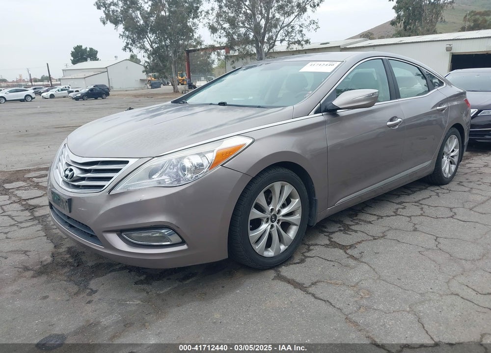 2013 HYUNDAI AZERA VIN: KMHFG4JGXDA218239