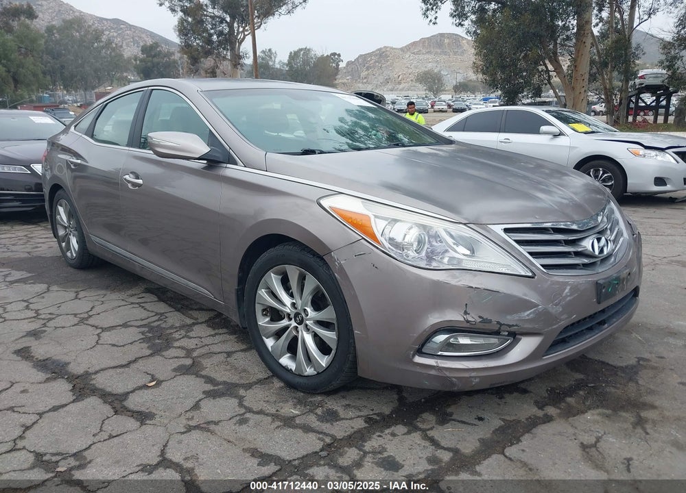 2013 HYUNDAI AZERA VIN: KMHFG4JGXDA218239
