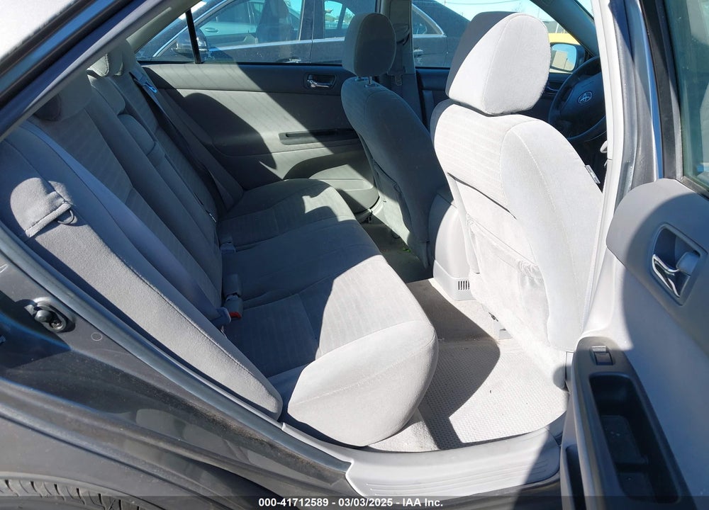 2005 TOYOTA CAMRY VIN: 4T1BF30K75U607826