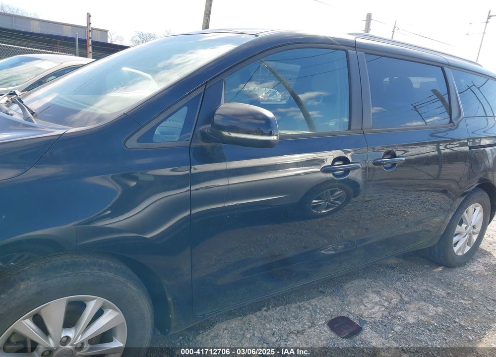 2017 KIA SEDONA VIN: KNDMB5C10H6283179