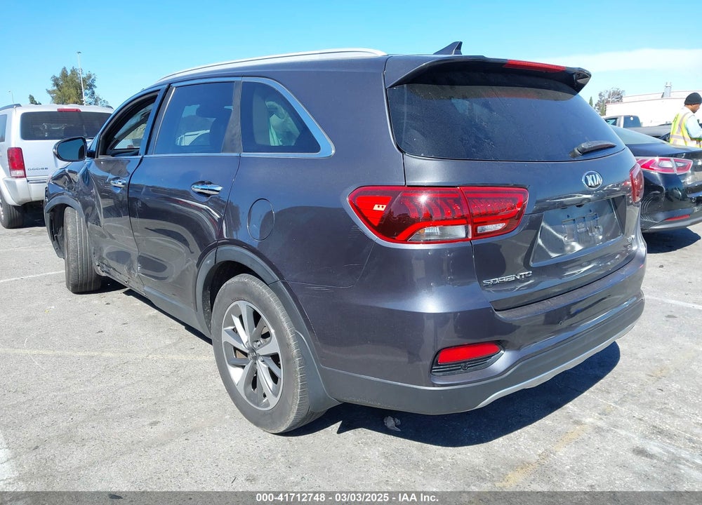 2019 KIA SORENTO VIN: 5XYPH4A59KG457959