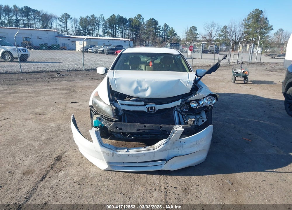 2011 HONDA ACCORD 2.4 SE VIN: 1HGCP2F64BA146819