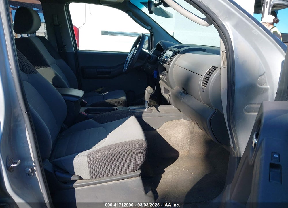 2005 NISSAN XTERRA S VIN: 5N1AN08U05C649229