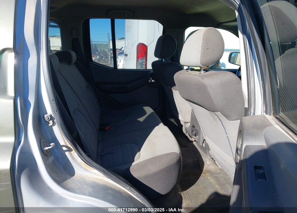 2005 NISSAN XTERRA S VIN: 5N1AN08U05C649229