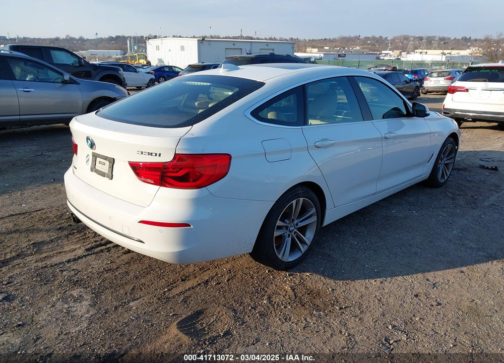2017 BMW 330I GRAN TURISMO VIN: WBA8Z9C3XHG453402